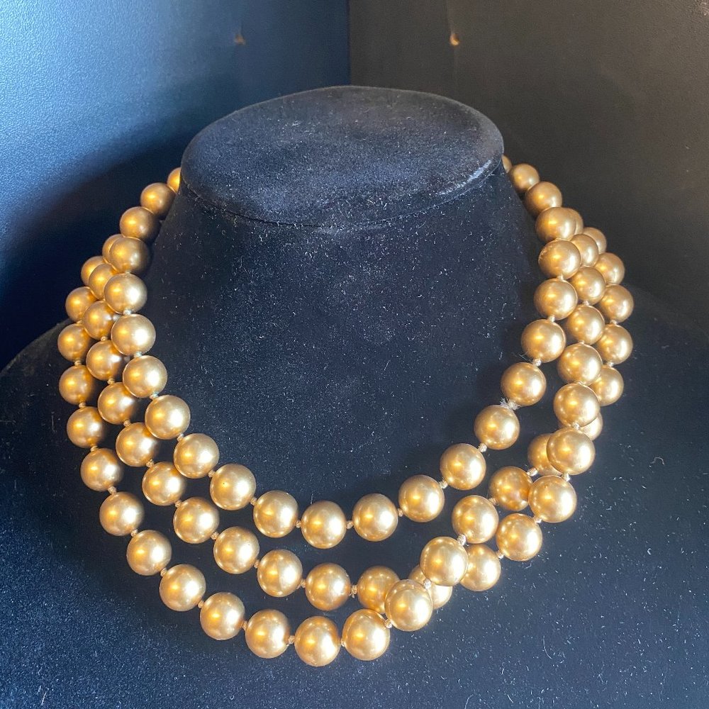 NECKLACE GOLD FAUX PEARLS